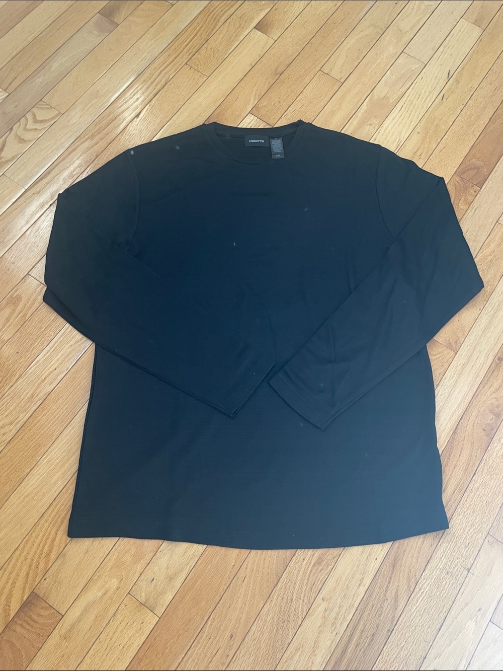 Claiborne Black Long Sleeve Crewneck Tee